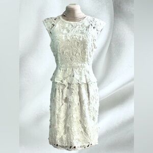 NWT, BCBGMaxAzria Aveline Appliquéd open-work  Dress in creamy white. Wmns Sz S